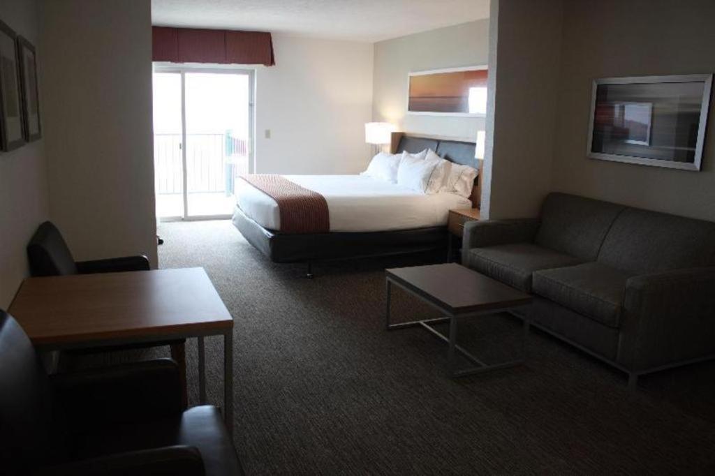 Holiday Inn Express Munising-Lakeview Hotel By Ihg Dış mekan fotoğraf