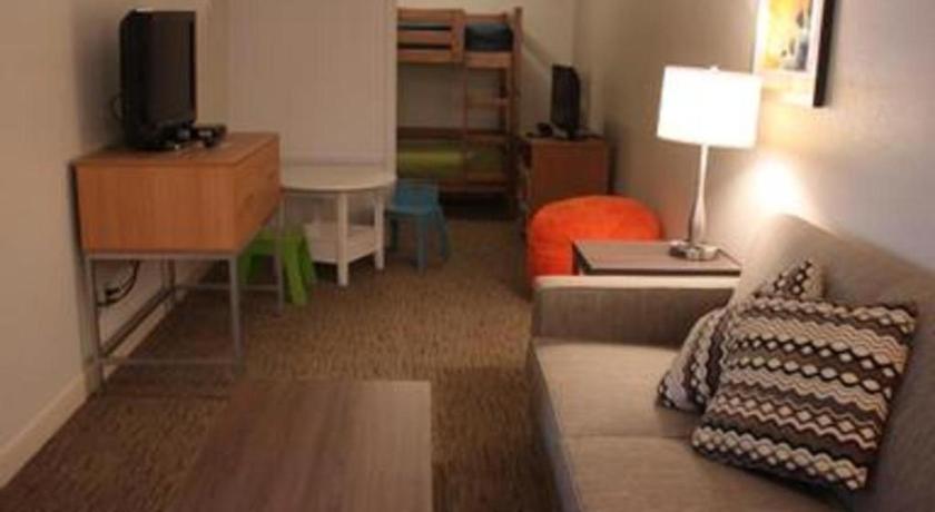 Holiday Inn Express Munising-Lakeview Hotel By Ihg Dış mekan fotoğraf