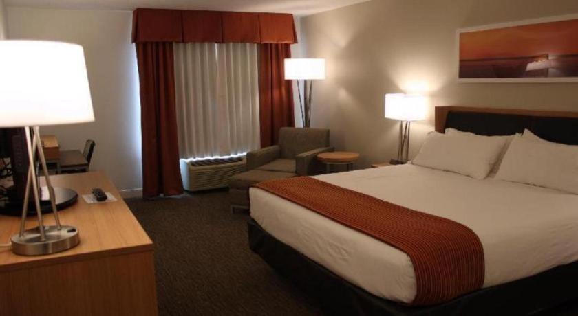 Holiday Inn Express Munising-Lakeview Hotel By Ihg Dış mekan fotoğraf
