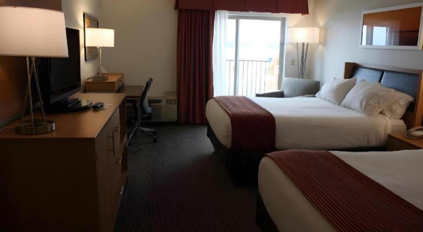 Holiday Inn Express Munising-Lakeview Hotel By Ihg Dış mekan fotoğraf