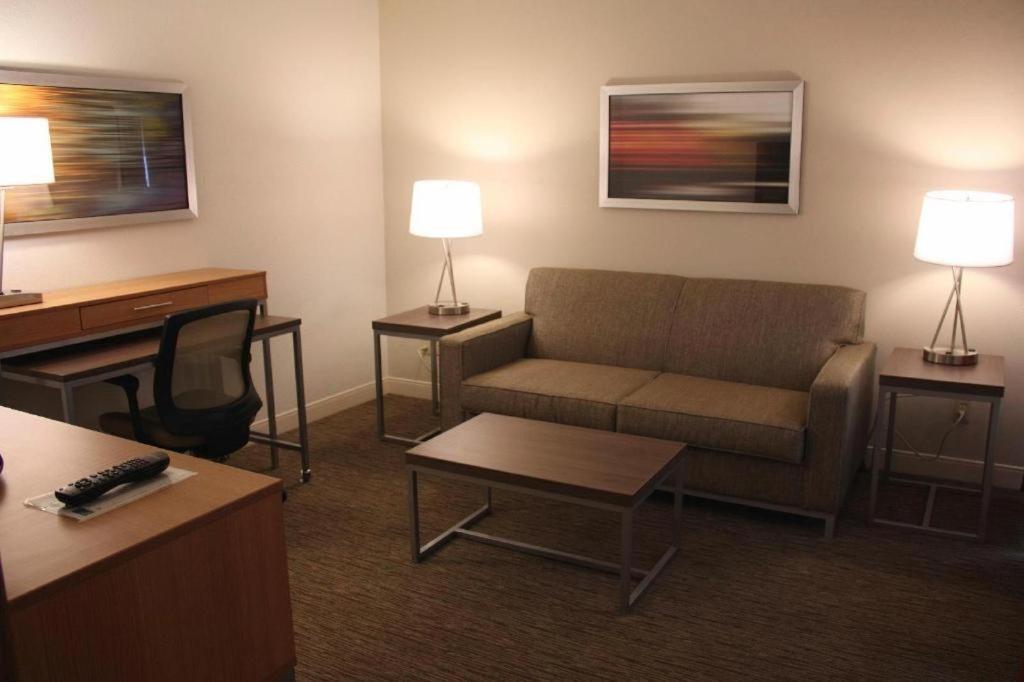 Holiday Inn Express Munising-Lakeview Hotel By Ihg Dış mekan fotoğraf
